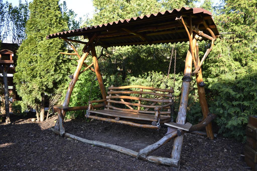 Restaurant A Penzion Steak Station Пардубице Екстериор снимка